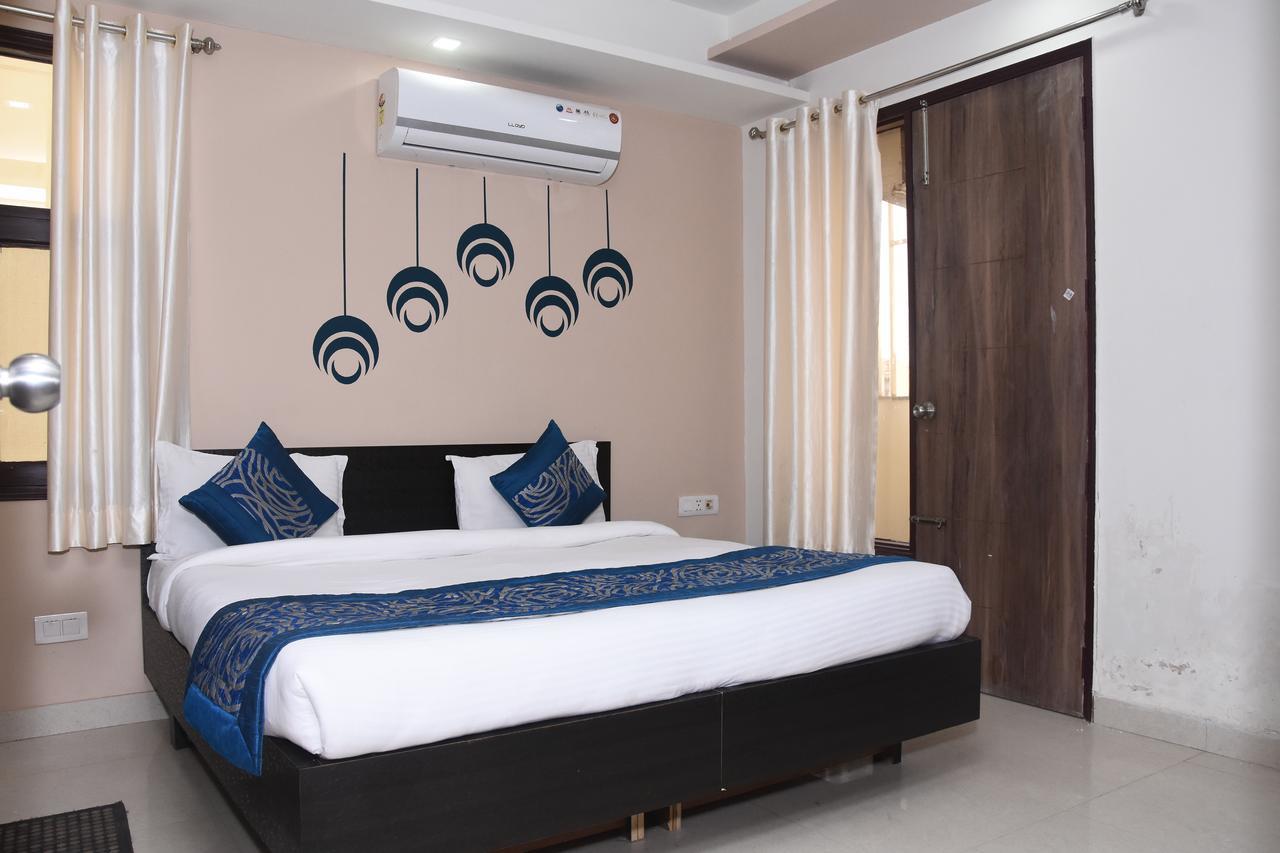 Braj Vilas Hotel วรินดาวัน ภายนอก รูปภาพ